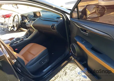 2019 Lexus Nx 300 z USA, uszkodzony, nr VIN JTJYARBZ8K2151401